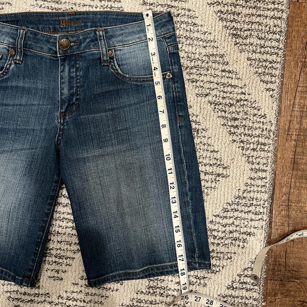 Kut from the Kloth Denim Bermuda Shorts - Size 2 - Picture 6 of 9